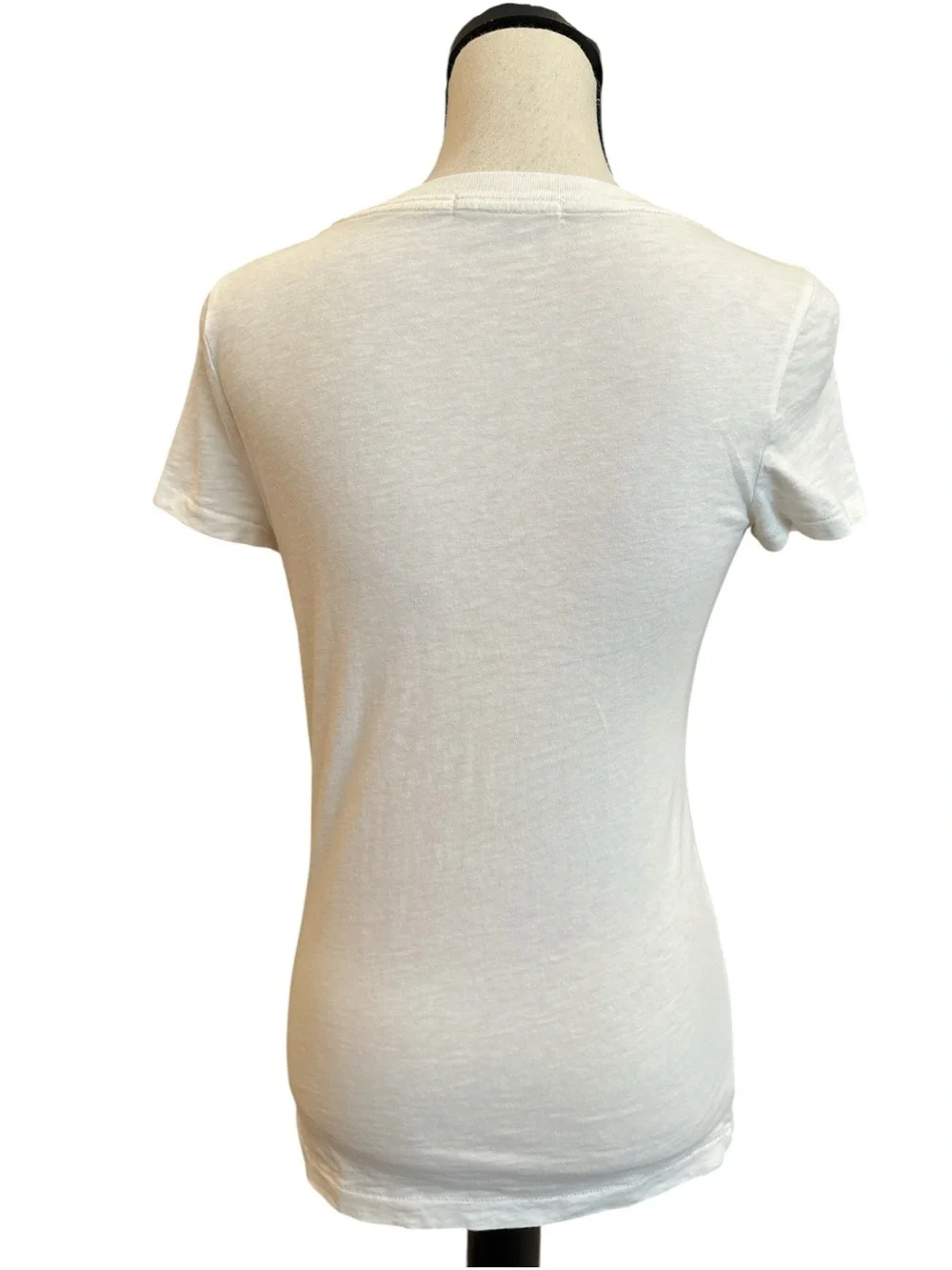 J.Crew Floral Appliqué White Tee Top Rosette Shoulder Detail Size Small